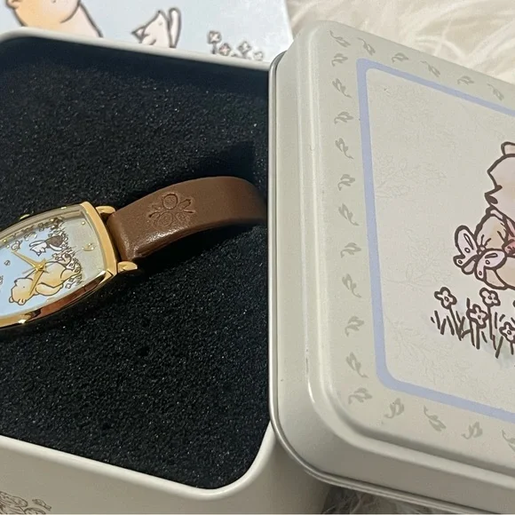 Winnie the Pooh Tin Box - White and Pink - Picture 3 of 5